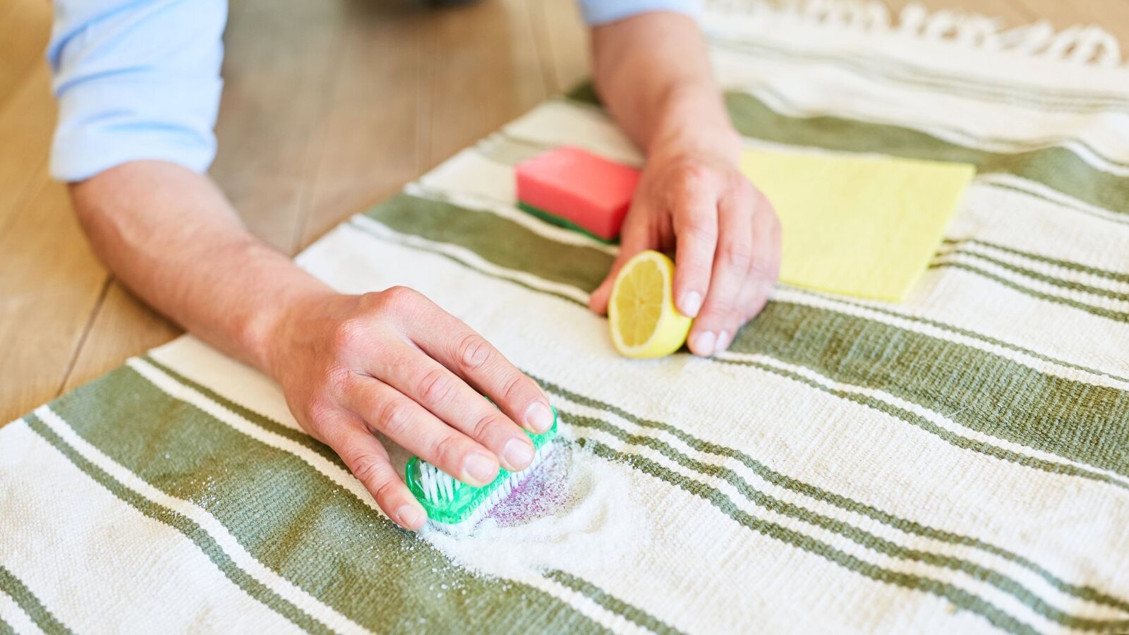 how to white tablecloths