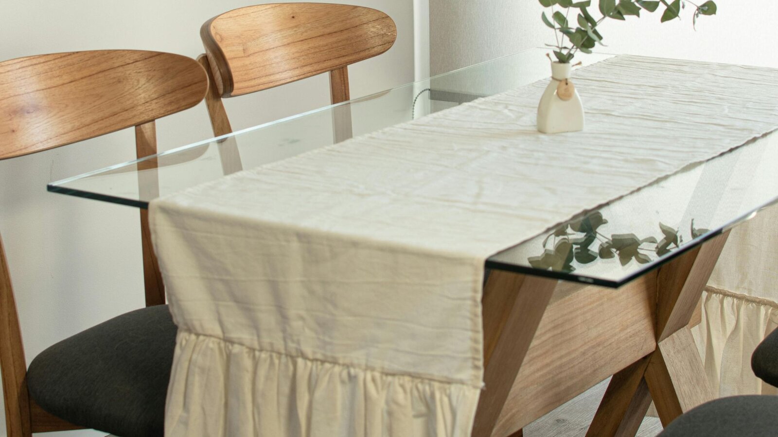 how to remove yellow stains from tablecloth