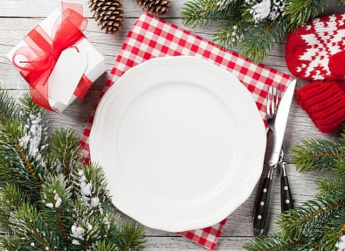 Budget-Friendly Christmas Table Decorations