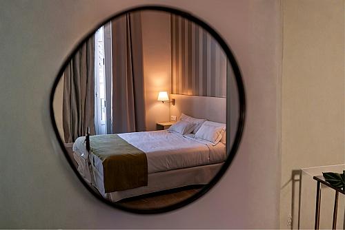 Role of Mirrors in Hospitality Design