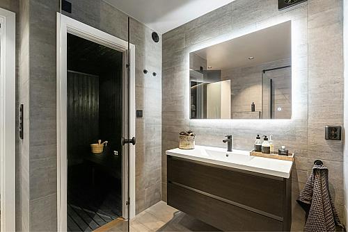LED Hotel Mirrors & Smart Mirrors