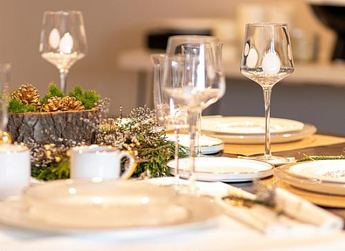 Last-Minute Table Styling