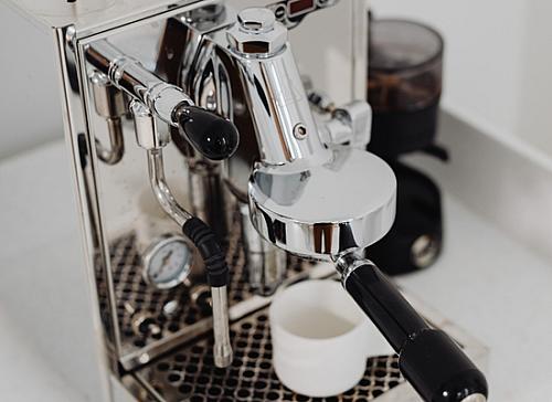 Espresso Machine Cleaning and Maintenance