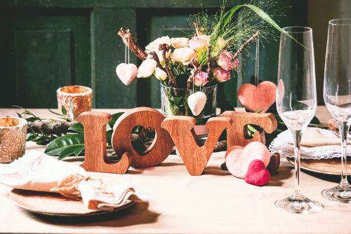 Valentines Day Table Decor Ideas