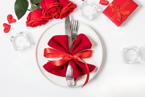 Valentines Day Table Decor Ideas