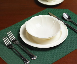 Milliken Lattice™ Placemats